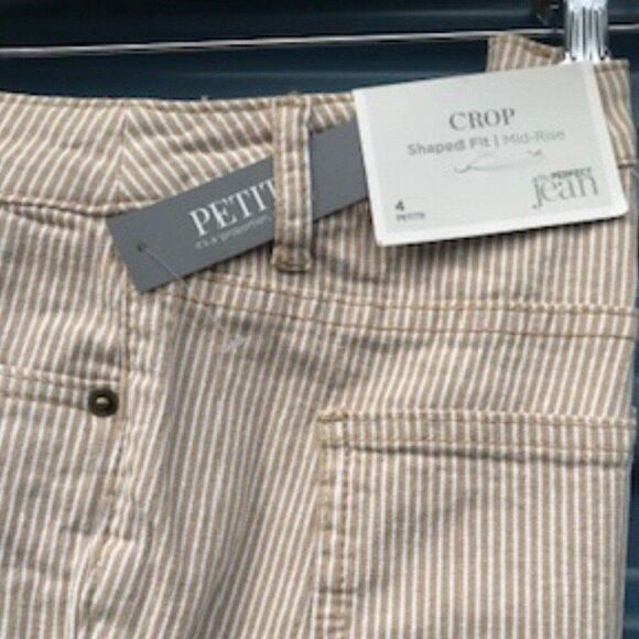 Petite Crop Jeans . Size: 4 Petite . Pinstripe . Shape Fit - Mid Rise Jeans - Picture 3 of 3
